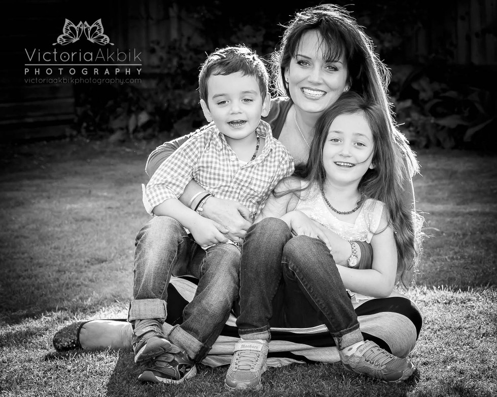 About Me | Abu Dhabi Lifestyle Family Photography » Victoria Akbik Photography