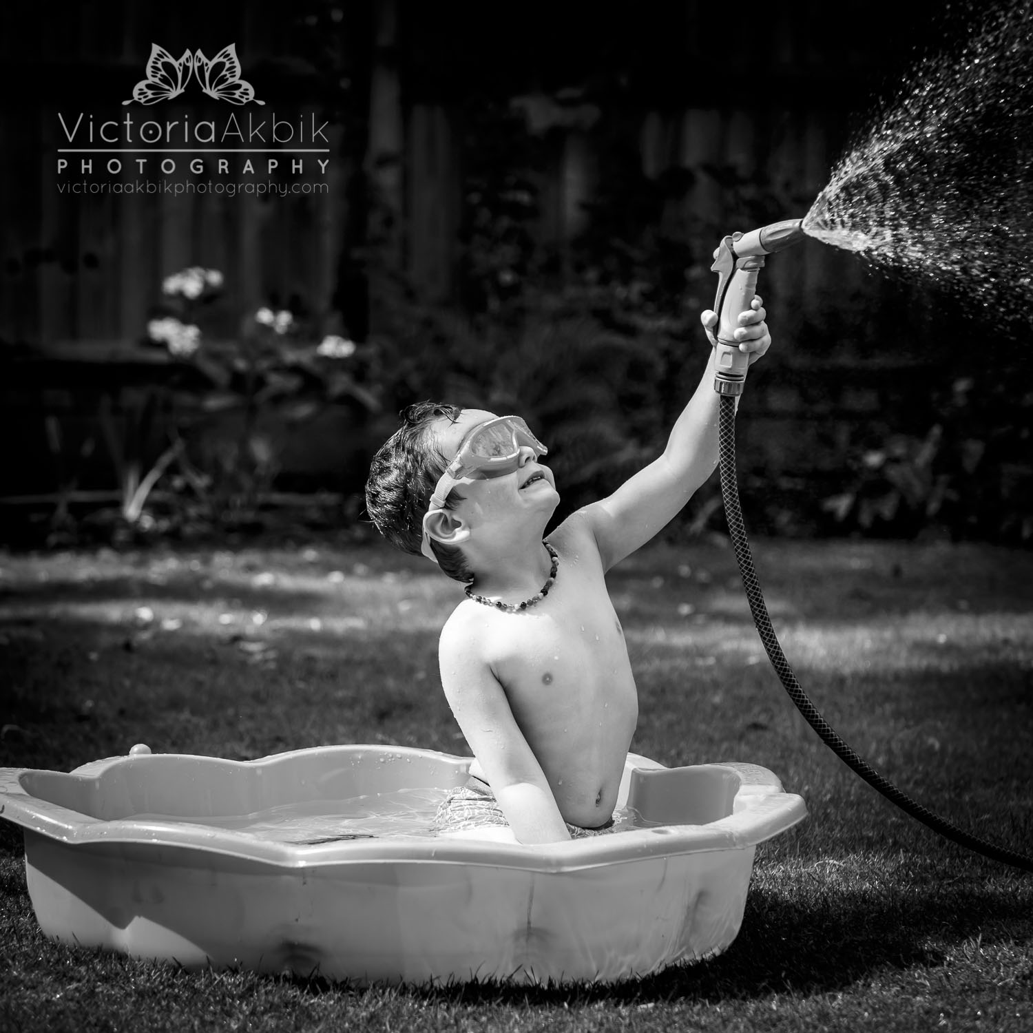Childhood Unplugged | Abu Dhabi Lifestyle Family Photography » Victoria Akbik Photography