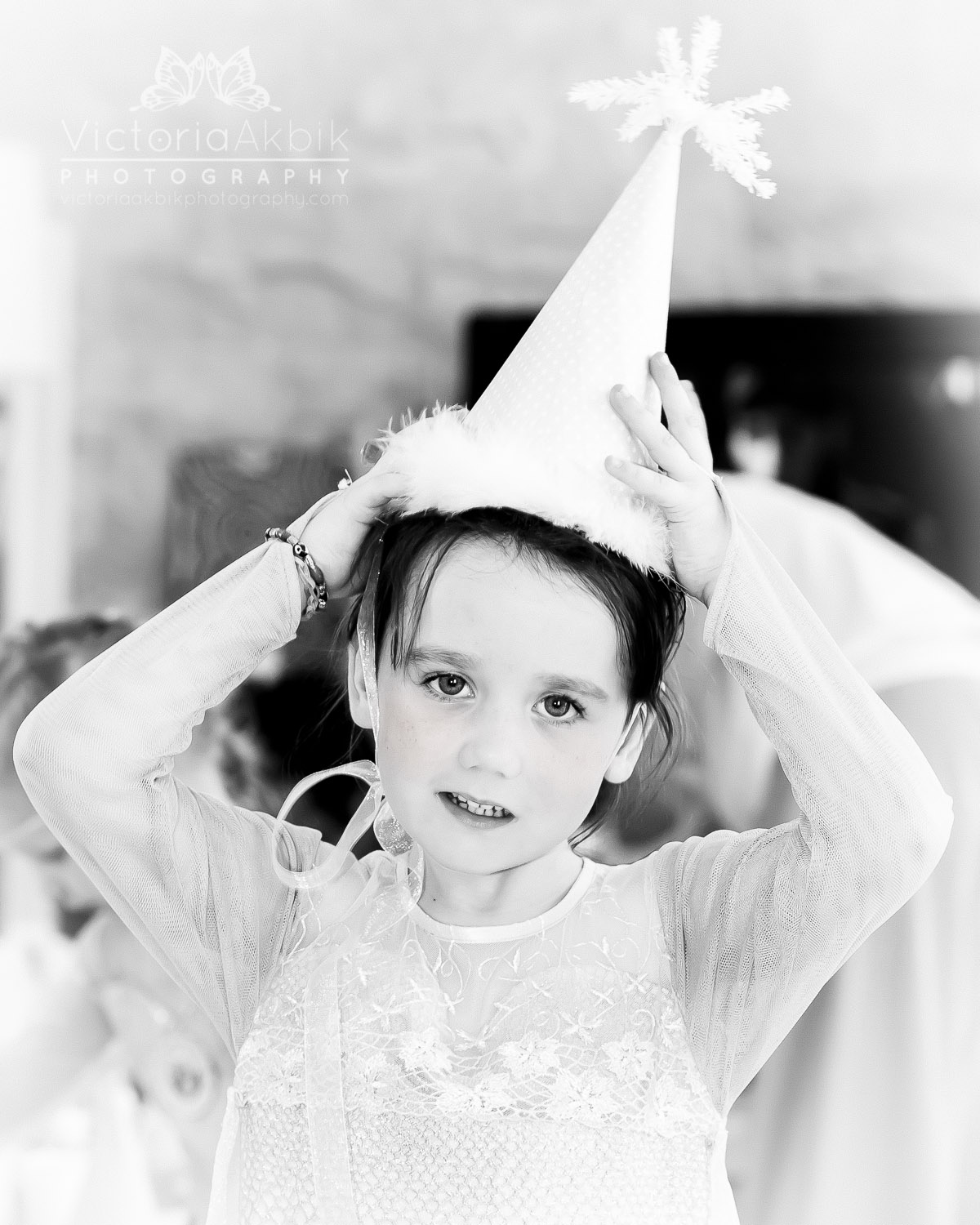 A Black & White World | Abu Dhabi Lifestyle Family Photography » Victoria Akbik Photography